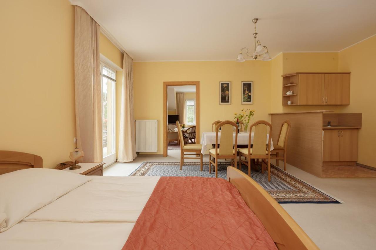 Ferienwohnung Pod Lwem Pobierowo Exterior foto