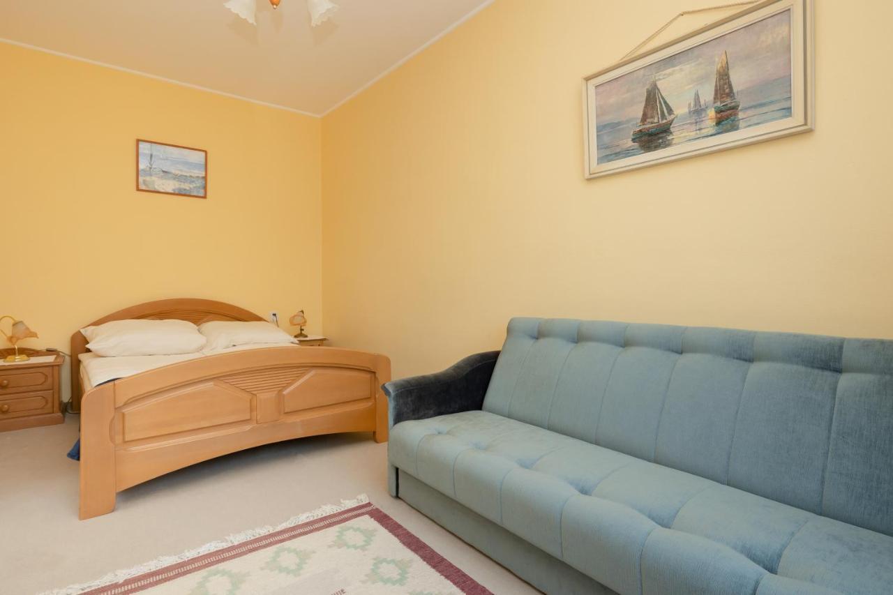Ferienwohnung Pod Lwem Pobierowo Exterior foto